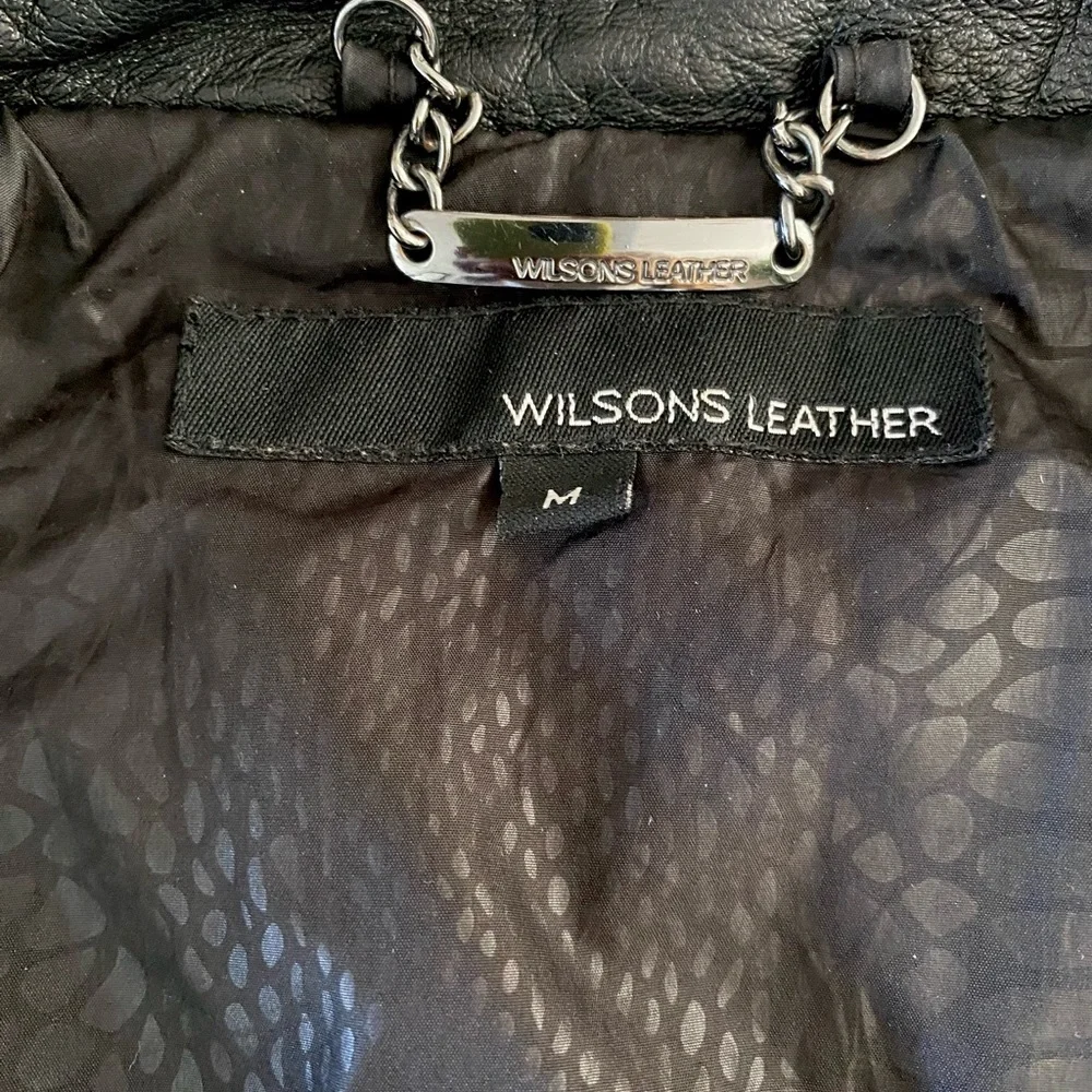 Wilson Genuine Leather Cropped Moto Jacket - Picture 5 of 7